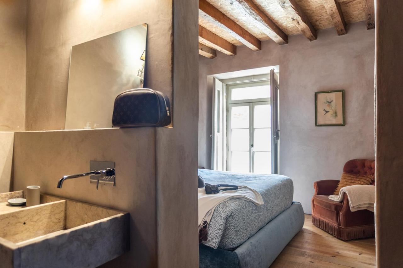 Bedroom In The 18Th Century Style Lisboa Dış mekan fotoğraf